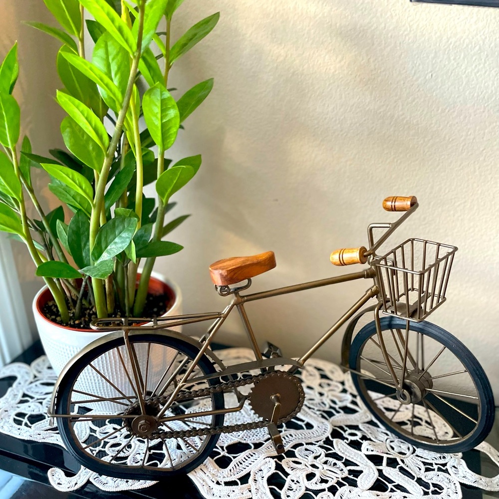 Bike decoration piece